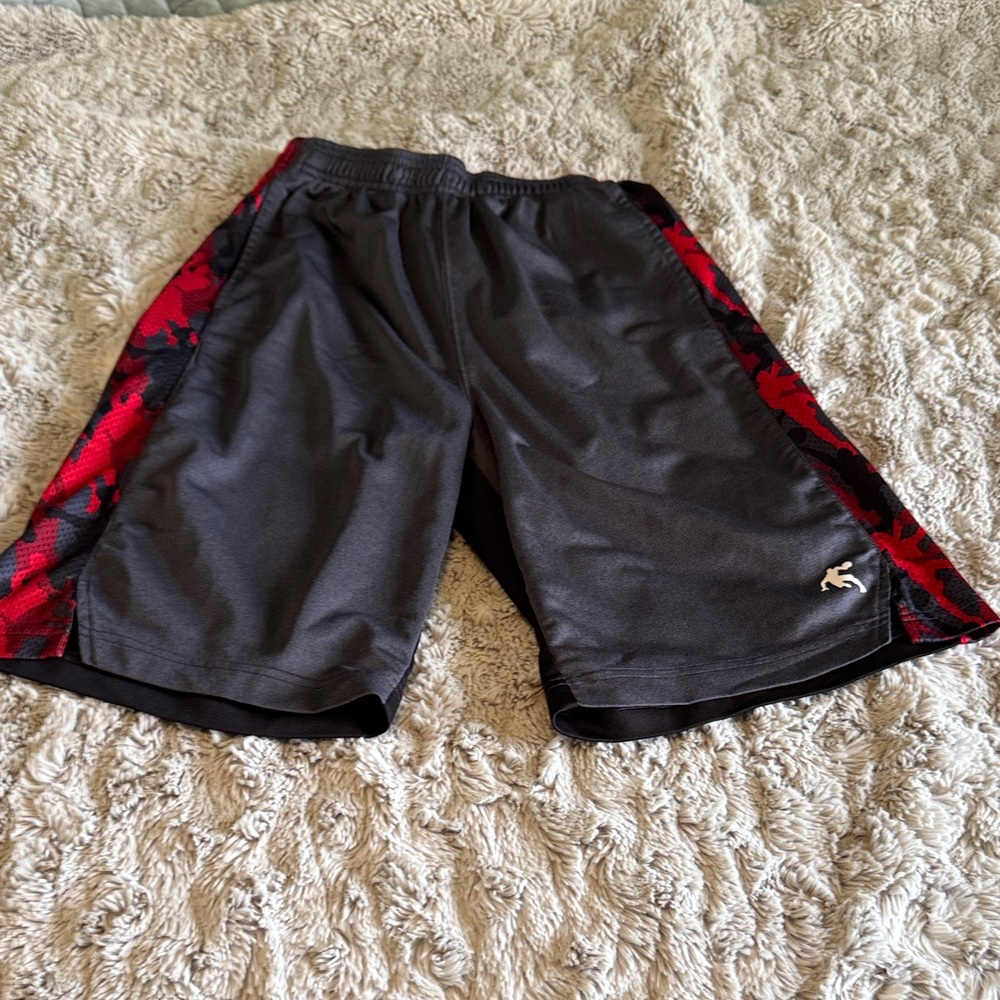 Kids' Gray and Red Patterned Shorts